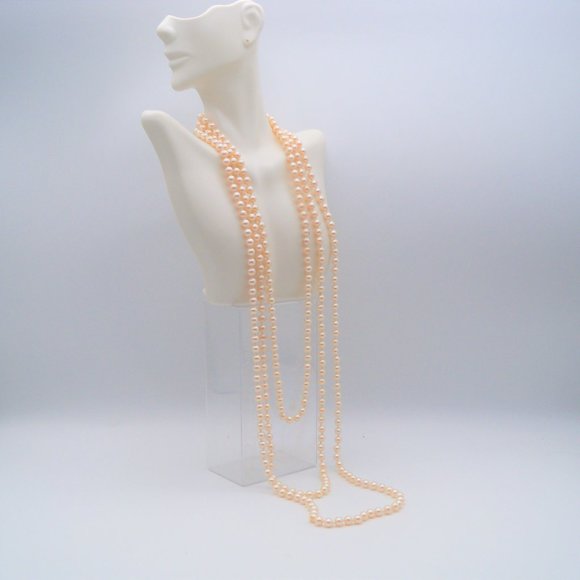 3 Strands of Faux Pearls - Picture 5 of 6